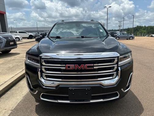 2023 GMC Acadia AWD SLT