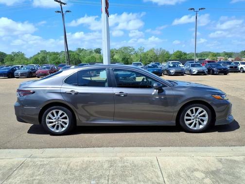 Predawn Gray Mica 2023 Toyota Camry LE