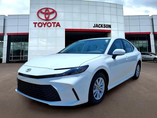 Ice Cap 2026 Toyota Camry LE