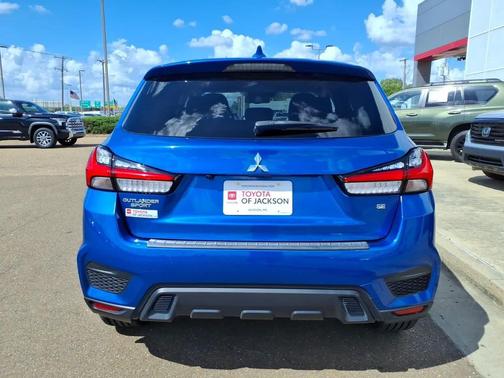 2022 Mitsubishi Outlander Sport SE