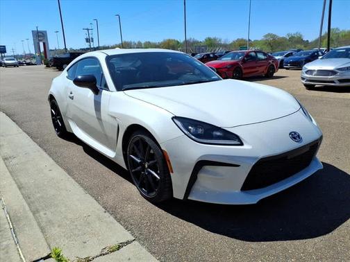 2023 Toyota GR86 Premium