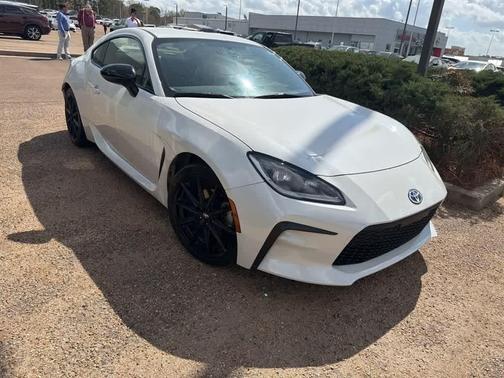 2023 Toyota GR86 Premium