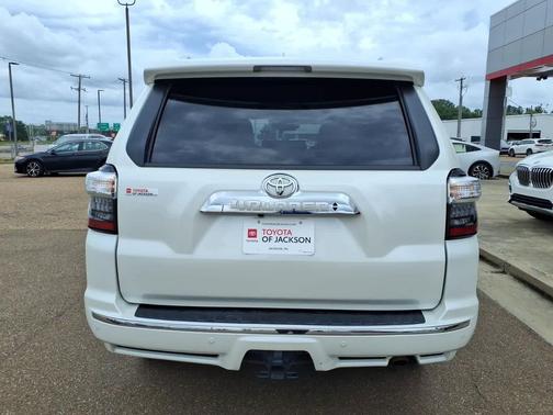 Blizzard Pearl 2022 Toyota 4Runner Limited
