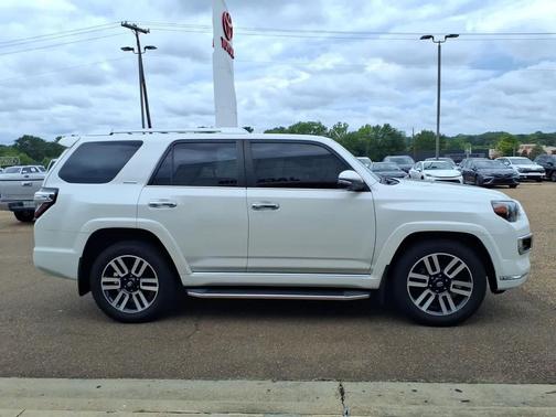 Blizzard Pearl 2022 Toyota 4Runner Limited