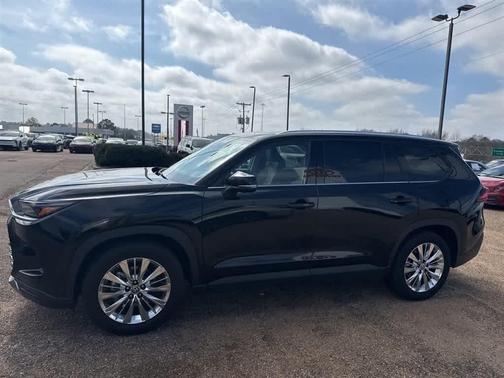 Midnight Black Metallic 2024 Toyota Grand Highlander Platinum