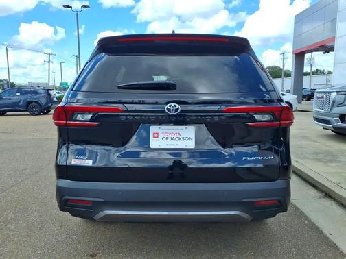 Midnight Black Metallic 2024 Toyota Grand Highlander Platinum