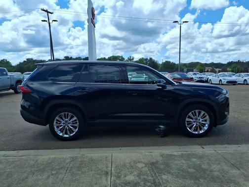 Midnight Black Metallic 2024 Toyota Grand Highlander Platinum