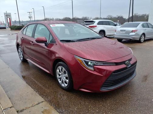 Ruby Flare Pearl 2025 Toyota Corolla LE