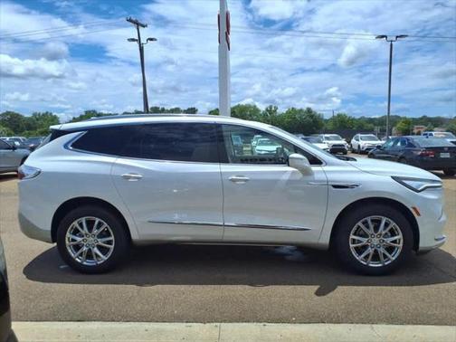2023 Buick Enclave Premium FWD