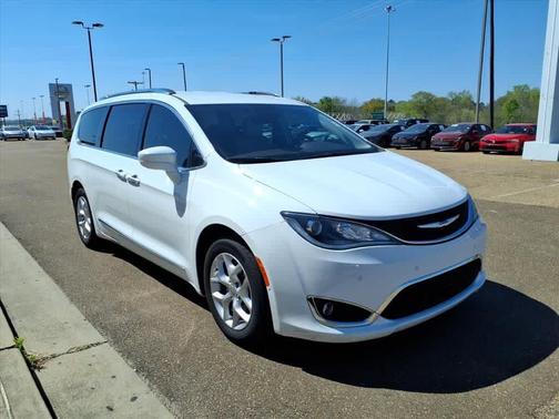 2019 Chrysler Pacifica Touring-L Plus