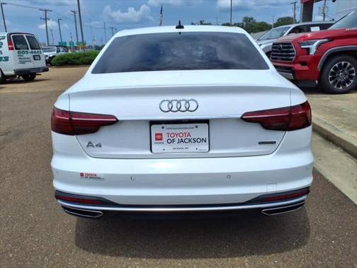 2023 Audi A4 45 S line Premium Plus