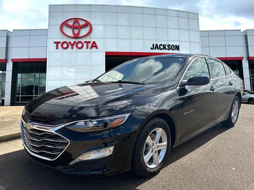 2022 Chevrolet Malibu FWD LT