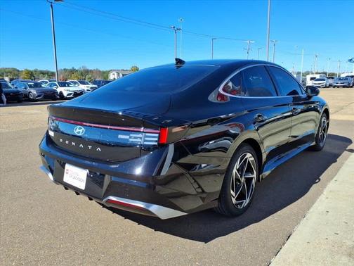 2025 Hyundai SONATA SEL