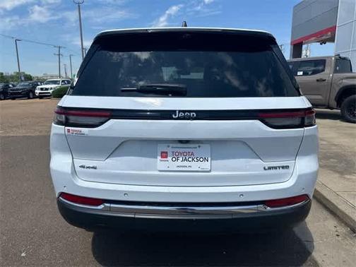 2023 Jeep Grand Cherokee Limited X
