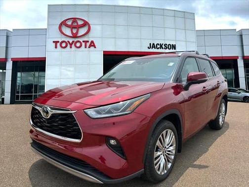 2024 Toyota Highlander Platinum