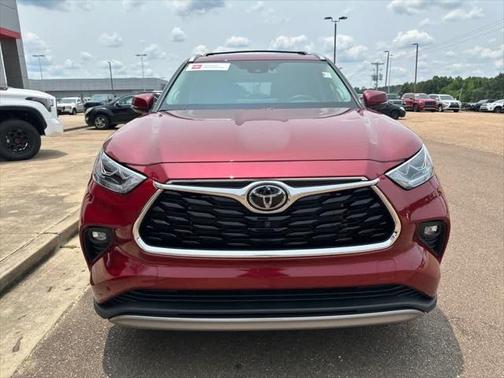 2024 Toyota Highlander Platinum