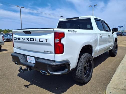 2021 Chevrolet Silverado 1500 Custom Trail Boss