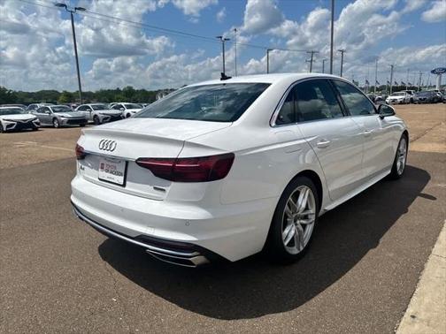 2023 Audi A4 45 S line Premium Plus