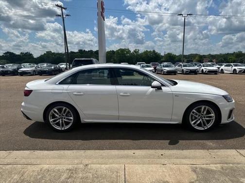 2023 Audi A4 45 S line Premium Plus