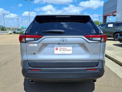 Silver Sky Metallic 2023 Toyota RAV4 XLE