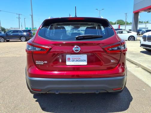 Scarlet Ember Pearl Metallic 2022 Nissan Rogue Sport SL