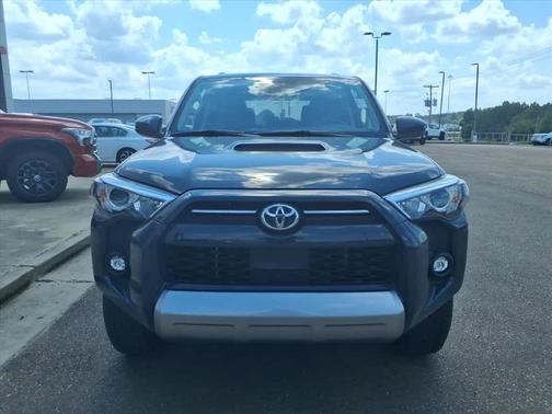 2024 Toyota 4Runner TRD Off Road