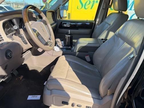 2016 Lincoln Navigator Select