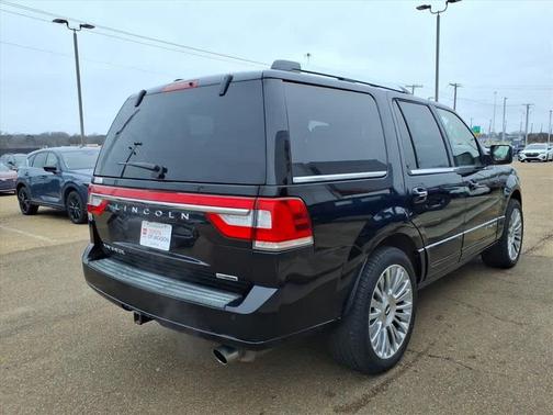 2016 Lincoln Navigator Select