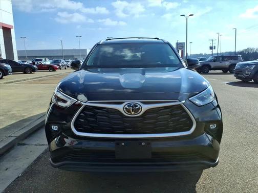 2026 Toyota Highlander XLE