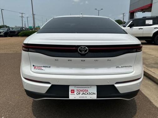 2025 Toyota Crown Platinum