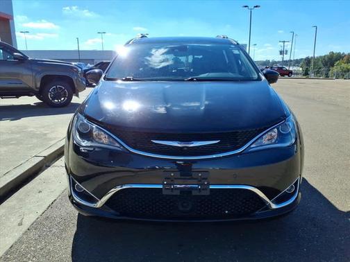2020 Chrysler Pacifica Touring-L Plus