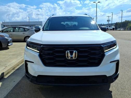 2023 Honda Pilot AWD Sport
