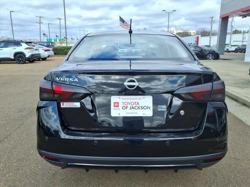 2025 Nissan Versa 1.6 S