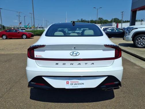 2022 Hyundai SONATA SEL