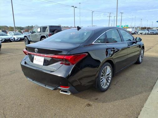 2022 Toyota Avalon Limited