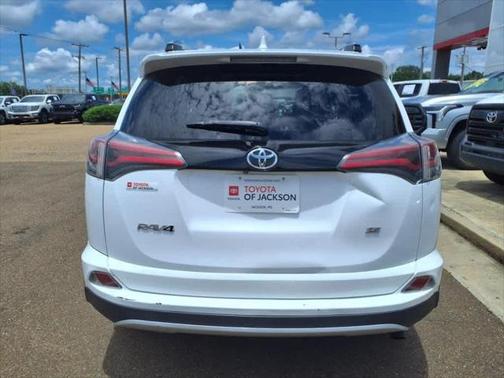2016 Toyota RAV4 SE