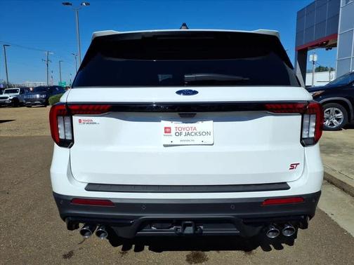 2025 Ford Explorer ST