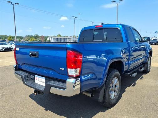 2017 Toyota Tacoma SR5