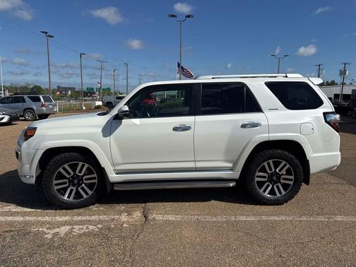 Blizzard Pearl 2023 Toyota 4Runner Limited
