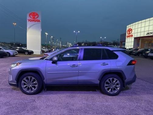 2019 Toyota RAV4 Limited