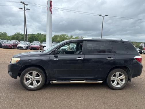 Black 2010 Toyota Highlander Limited