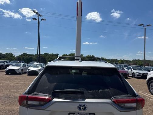 Wind Chill Pearl 2024 Toyota RAV4 Hybrid Limited