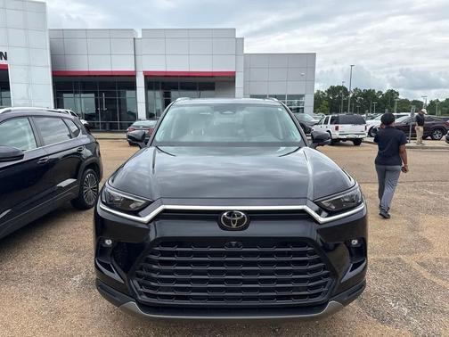 Midnight Black Metallic 2024 Toyota Grand Highlander Limited