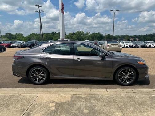2023 Toyota Camry XLE