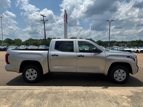 2025 Toyota Tundra SR