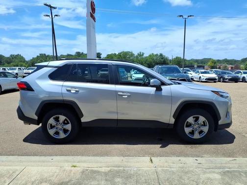 Silver Sky Metallic 2024 Toyota RAV4 XLE