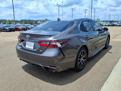 Predawn Gray Mica 2024 Toyota Camry SE
