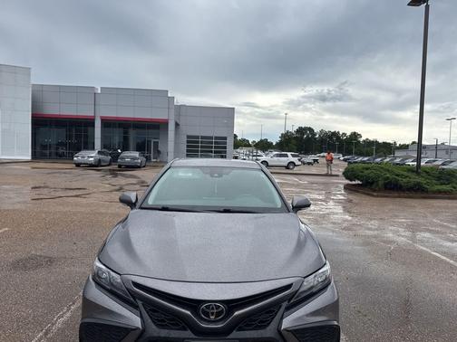 Predawn Gray Mica 2024 Toyota Camry SE