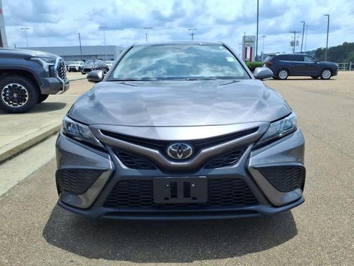 Predawn Gray Mica 2024 Toyota Camry SE