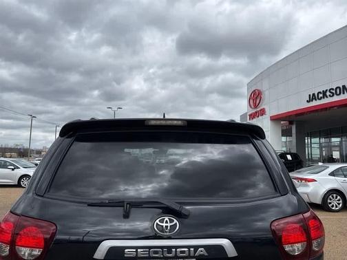 2020 Toyota Sequoia Platinum